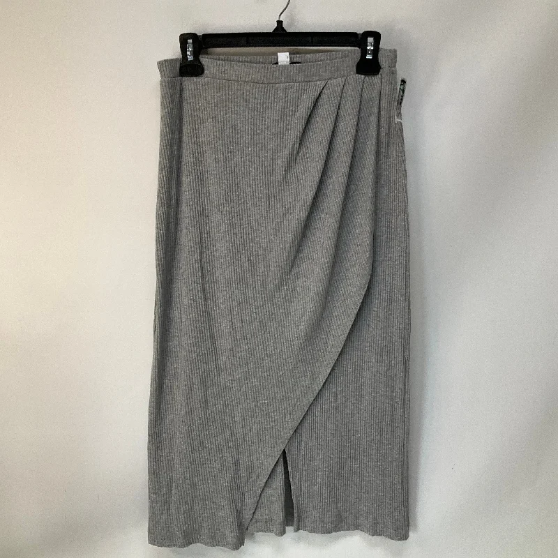 Skirt Midi By Cma In Grey, Size: M