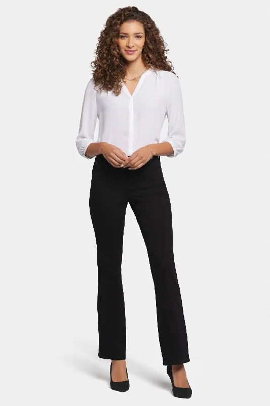 Blake Slim Flared Jeans In Petite - Black