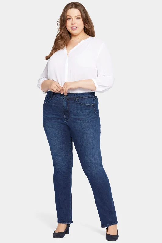 Le Silhouette Slim Bootcut Jeans In Plus Size - Marvelous