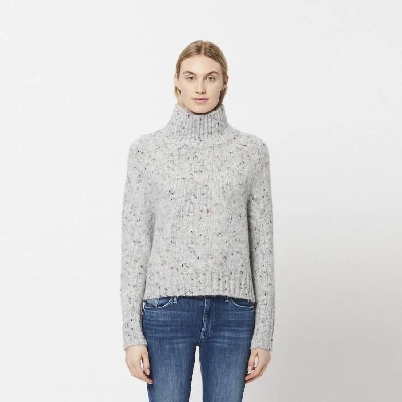 Camilla Knit Turtleneck (Augen)