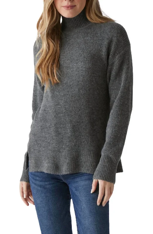 Zion Mock Neck Sweater In Charcoal