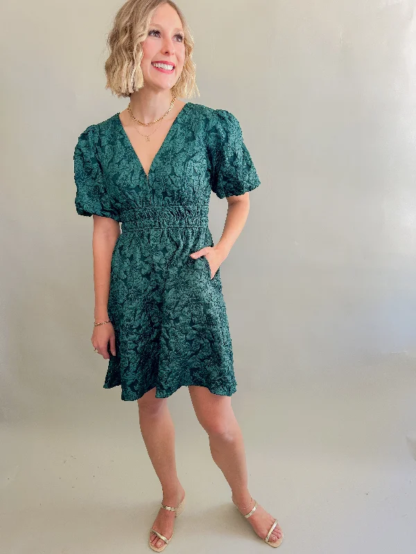 The Jingle Texture Dress (Emerald)